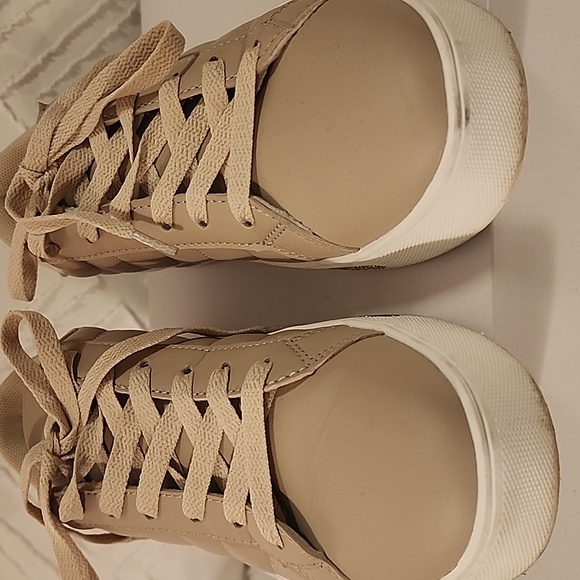 Primark Tan Sneakers with Glutter Stripe, White Sole - Picture 2 of 7